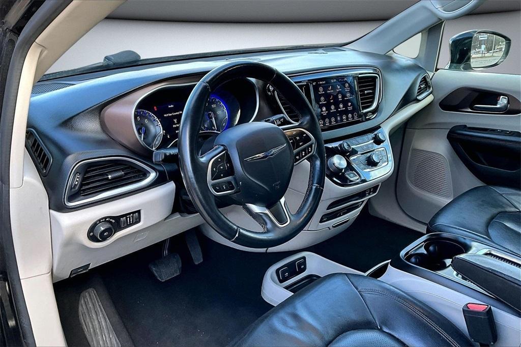 used 2018 Chrysler Pacifica car, priced at $14,399
