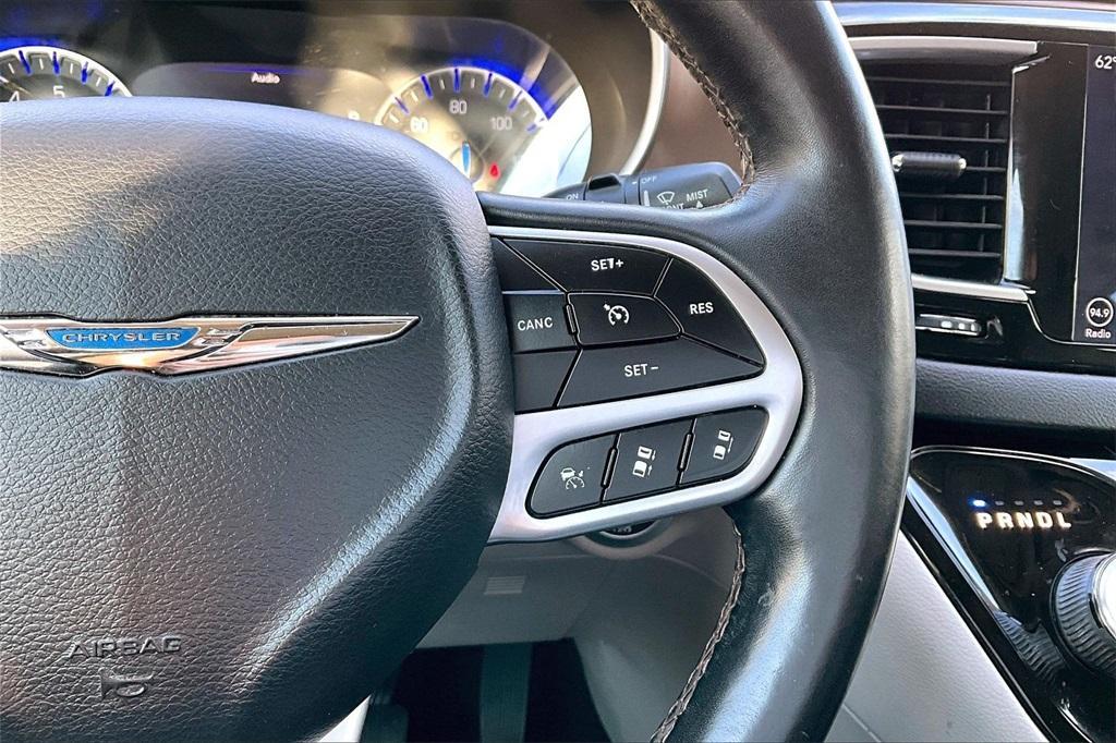 used 2018 Chrysler Pacifica car, priced at $14,399