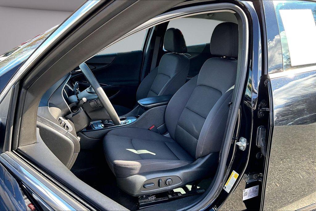 used 2024 Chevrolet Malibu car, priced at $17,999