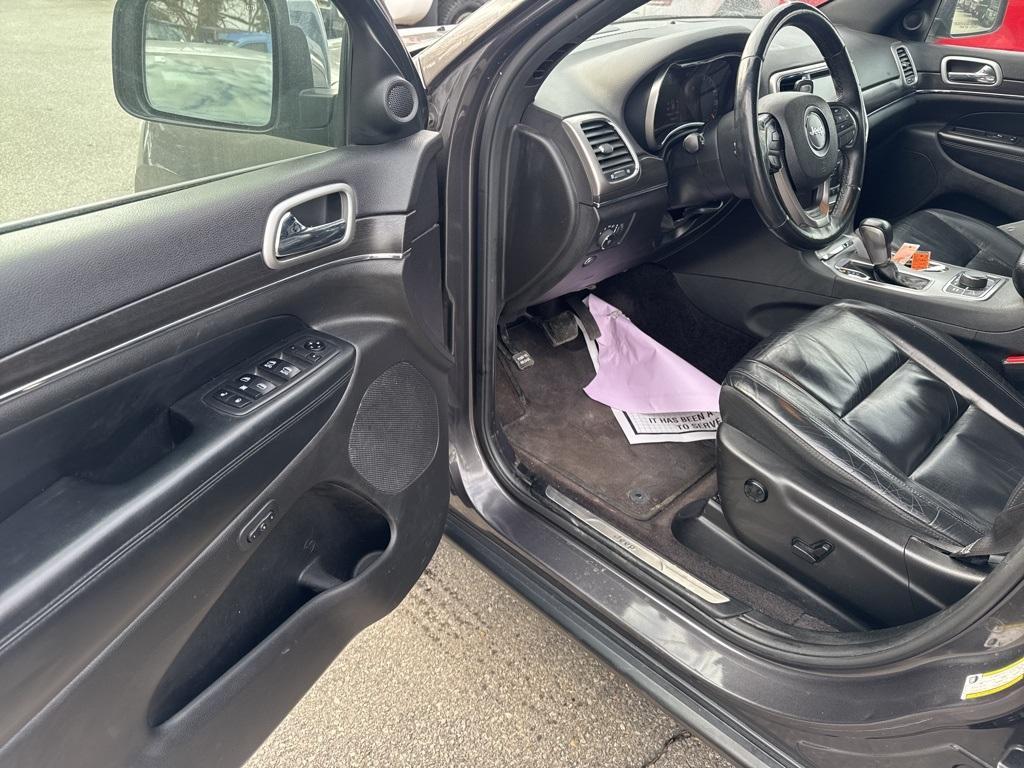 used 2018 Jeep Grand Cherokee car, priced at $16,799