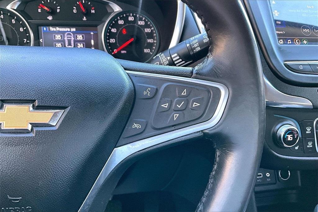 used 2022 Chevrolet Equinox car, priced at $18,999