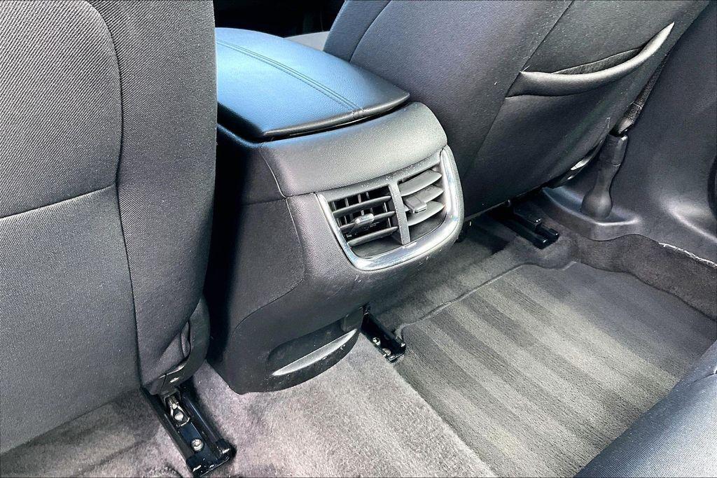 used 2024 Chevrolet Malibu car, priced at $17,999