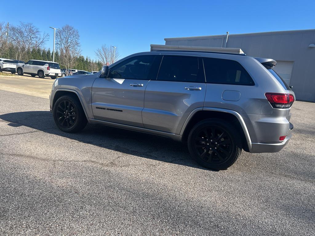 used 2018 Jeep Grand Cherokee car, priced at $19,990