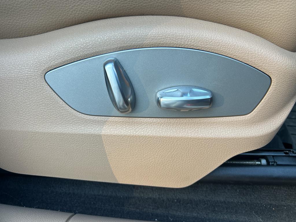 used 2021 Porsche Macan car, priced at $32,990