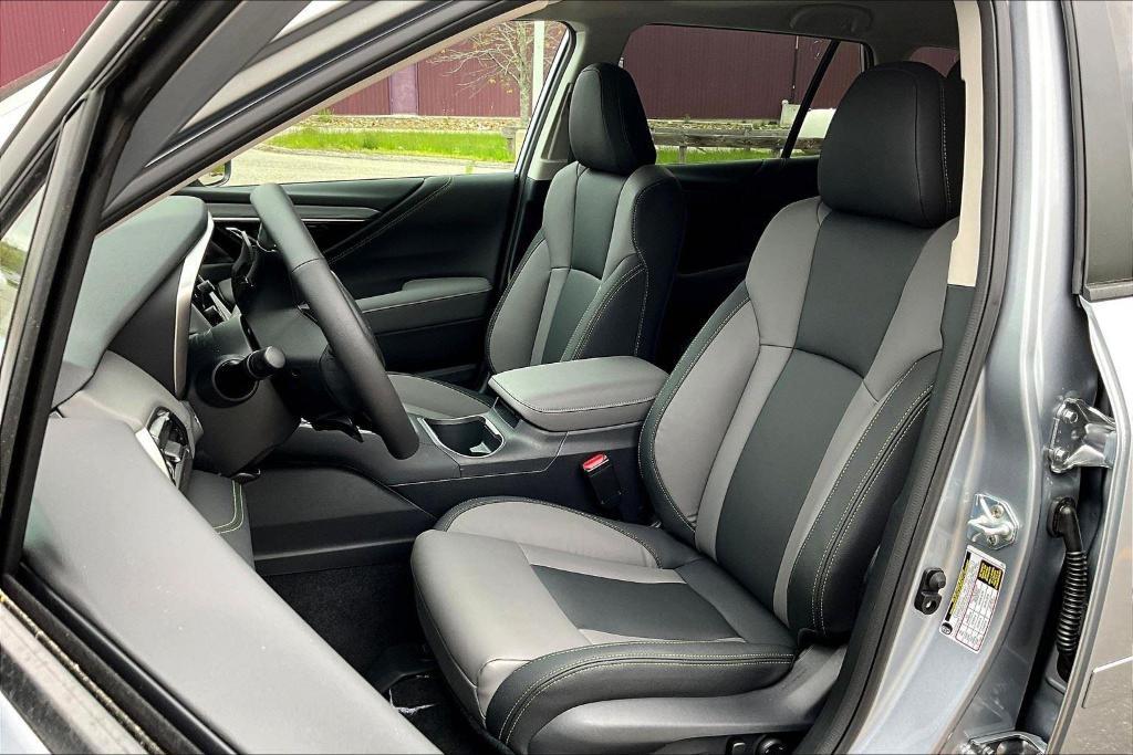 new 2025 Subaru Outback car, priced at $43,604