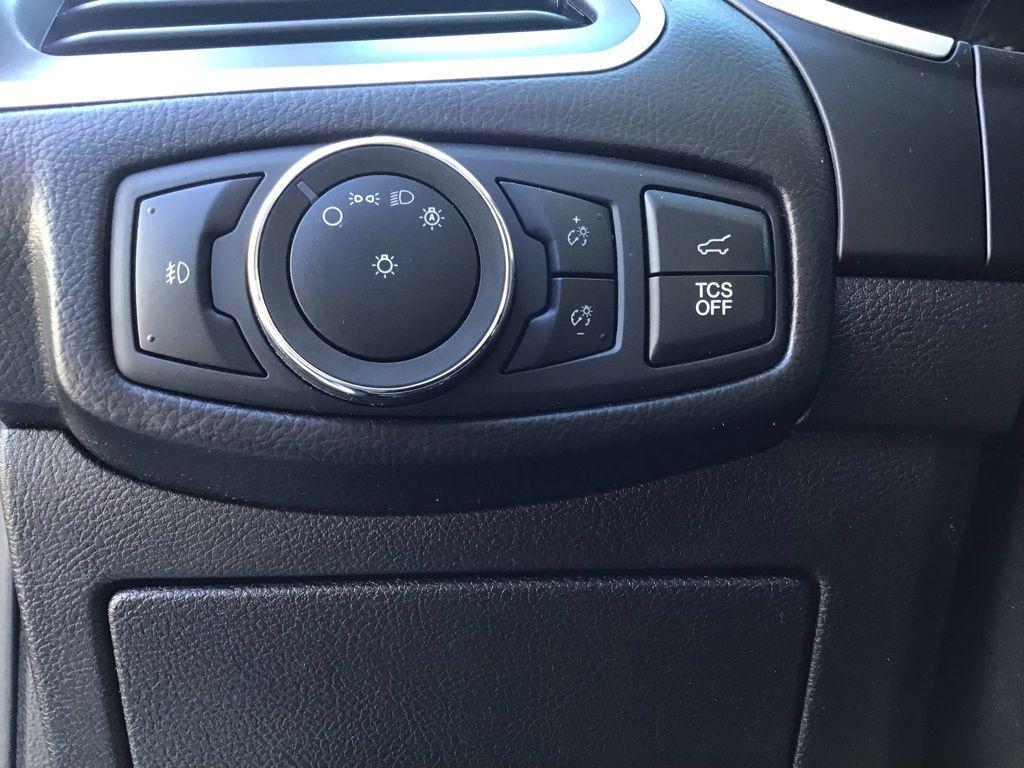 used 2020 Ford Edge car, priced at $18,900