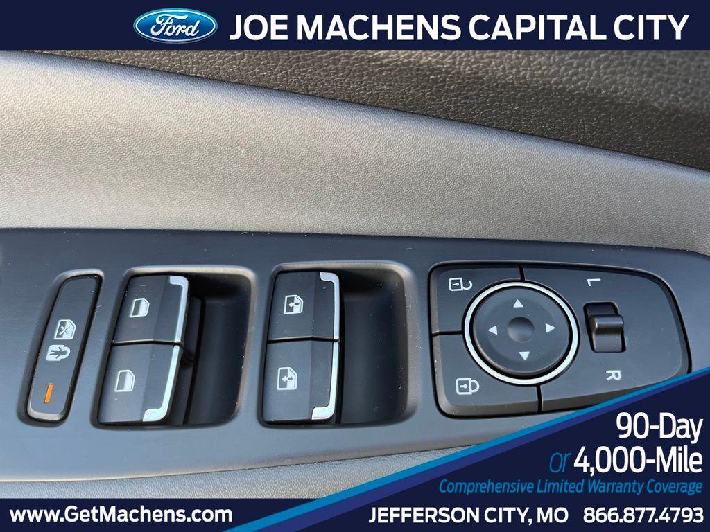 used 2023 Hyundai Santa Fe car, priced at $25,690