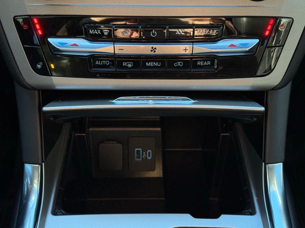 used 2022 Ford Explorer car, priced at $27,800