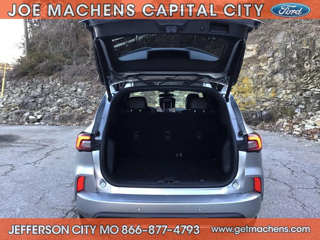 used 2023 Ford Escape car, priced at $23,130