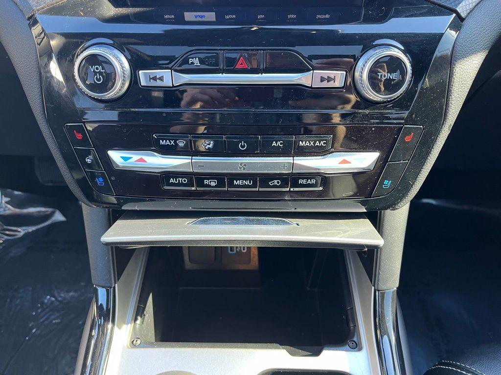 used 2023 Ford Explorer car, priced at $41,693