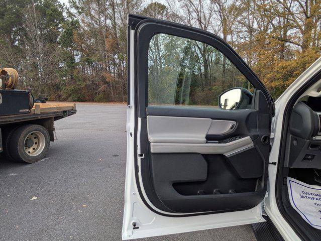 used 2025 Ford Expedition car, priced at $60,991