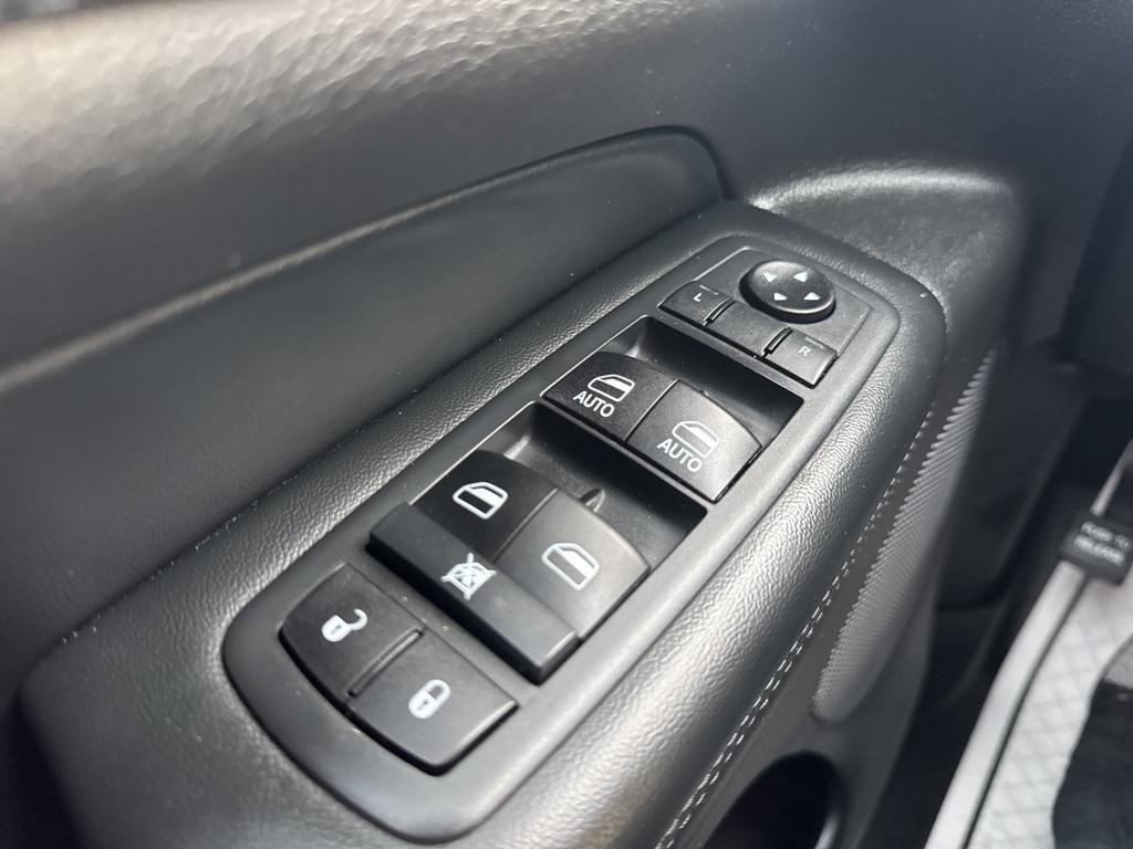 used 2020 Jeep Grand Cherokee car, priced at $20,322