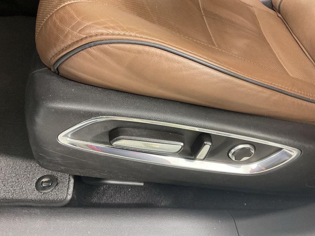 used 2020 Acura MDX car, priced at $26,498