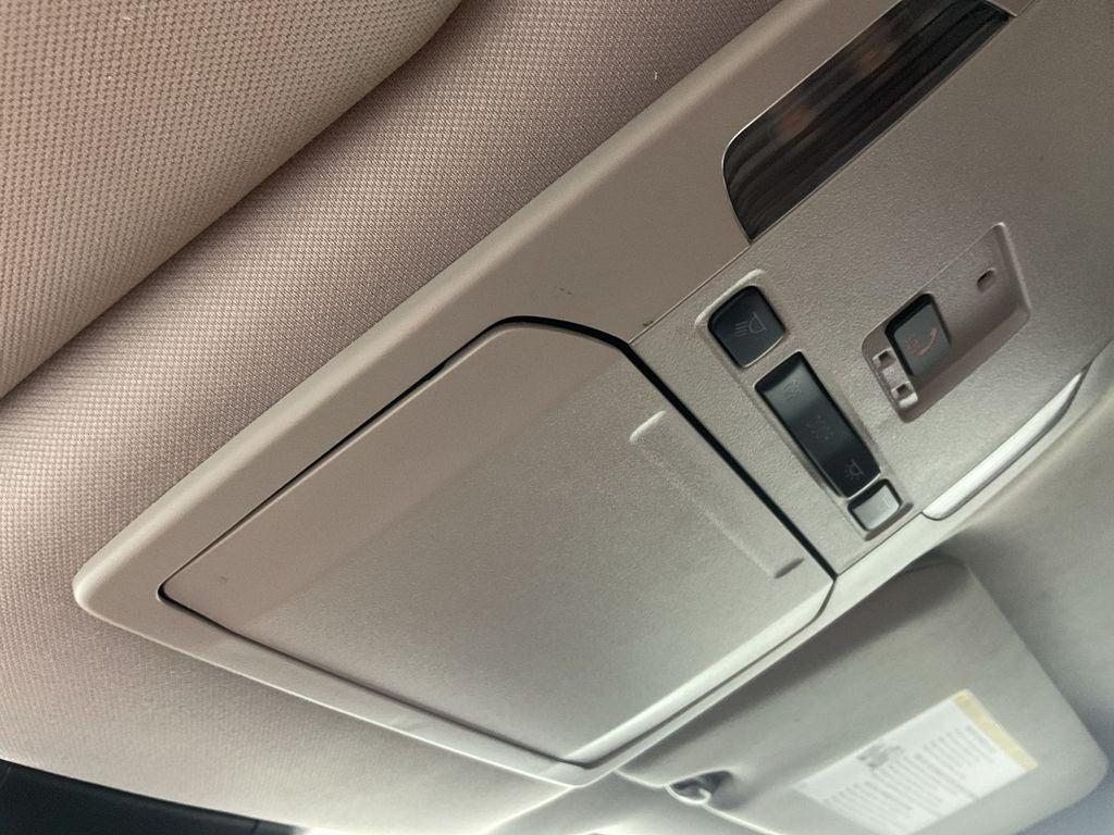 used 2024 Toyota Highlander car, priced at $37,598