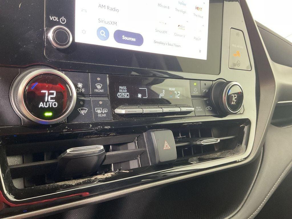 used 2024 Toyota Highlander car, priced at $37,598