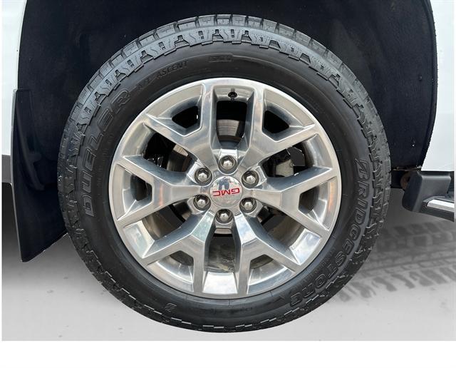 used 2017 GMC Yukon car, priced at $19,990