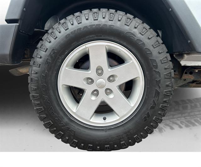 used 2015 Jeep Wrangler Unlimited car, priced at $14,990