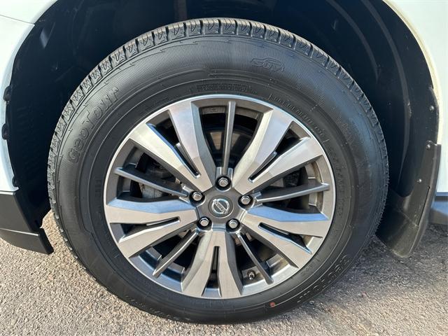 used 2017 Nissan Pathfinder car, priced at $11,490