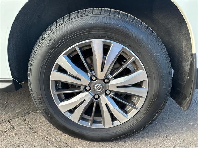 used 2017 Nissan Pathfinder car, priced at $11,490