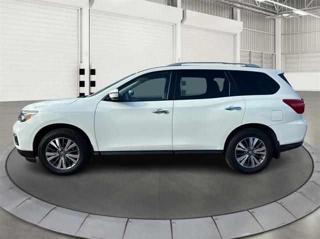 used 2017 Nissan Pathfinder car, priced at $11,490