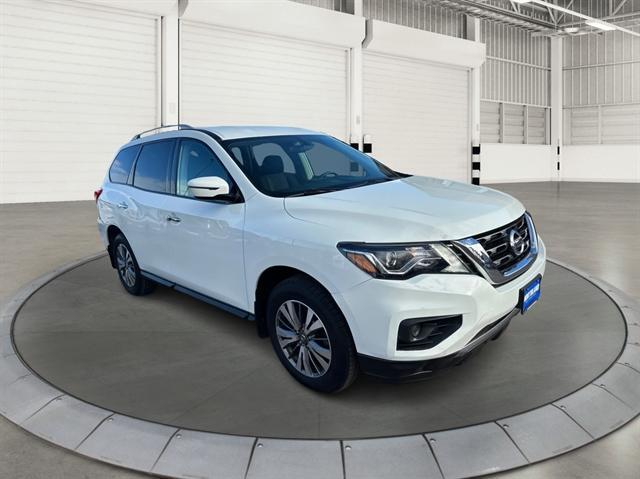 used 2017 Nissan Pathfinder car, priced at $11,490