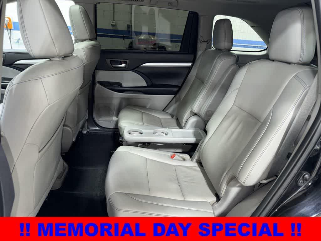 used 2019 Toyota Highlander car, priced at $22,498
