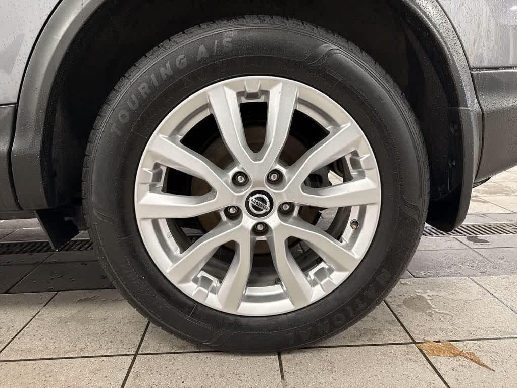 used 2020 Nissan Rogue Sport car, priced at $13,720