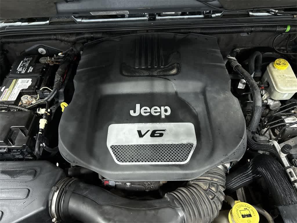 used 2014 Jeep Wrangler Unlimited car, priced at $16,500