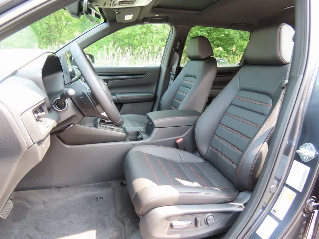 new 2026 Honda CR-V Hybrid car, priced at $39,597