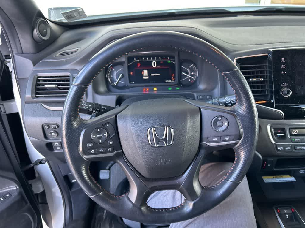 used 2022 Honda Passport car, priced at $31,344