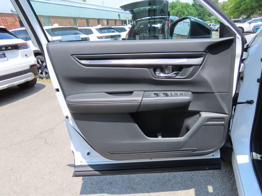 new 2026 Honda CR-V Hybrid car, priced at $39,996