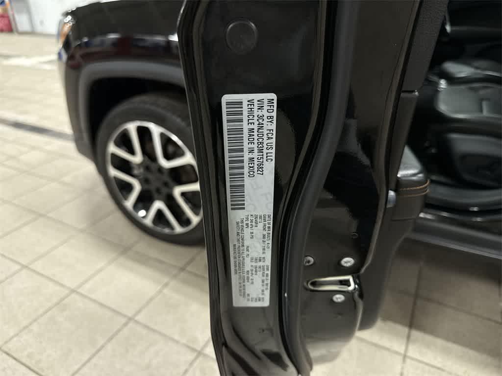 used 2021 Jeep Compass car, priced at $14,990