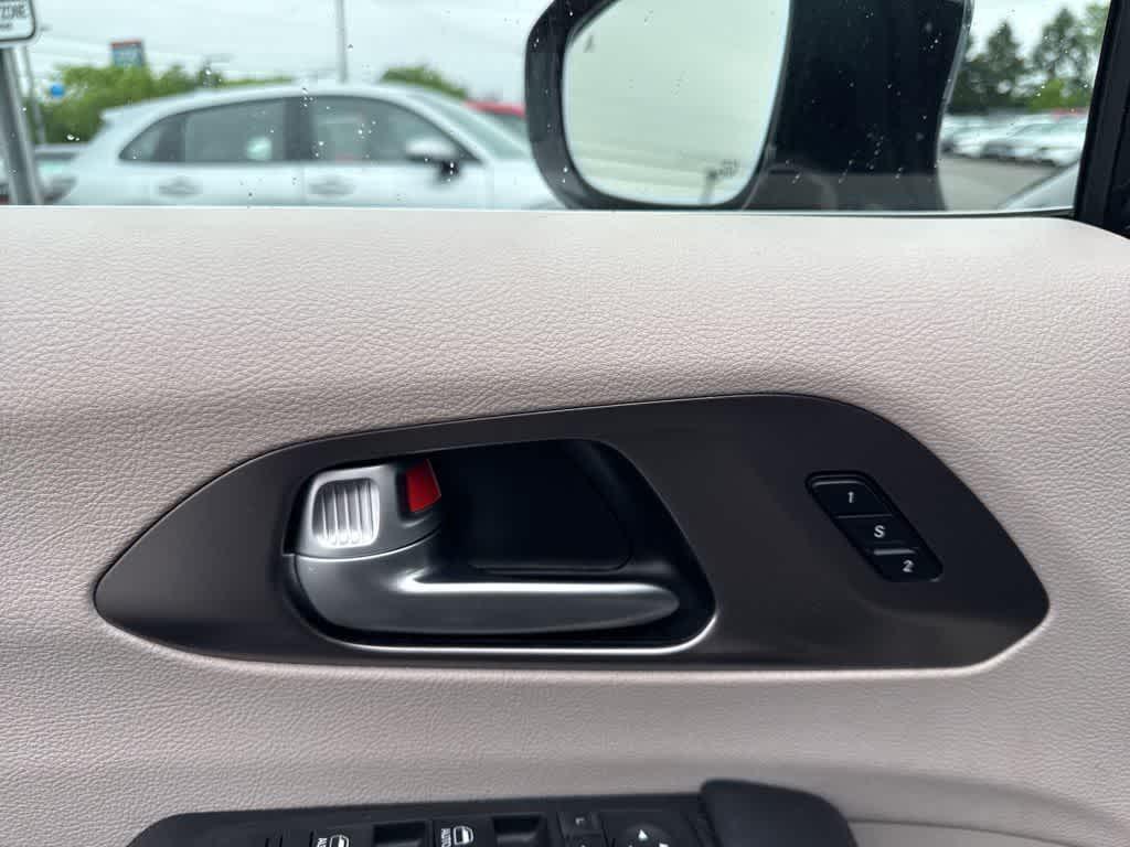 used 2017 Chrysler Pacifica car, priced at $16,467