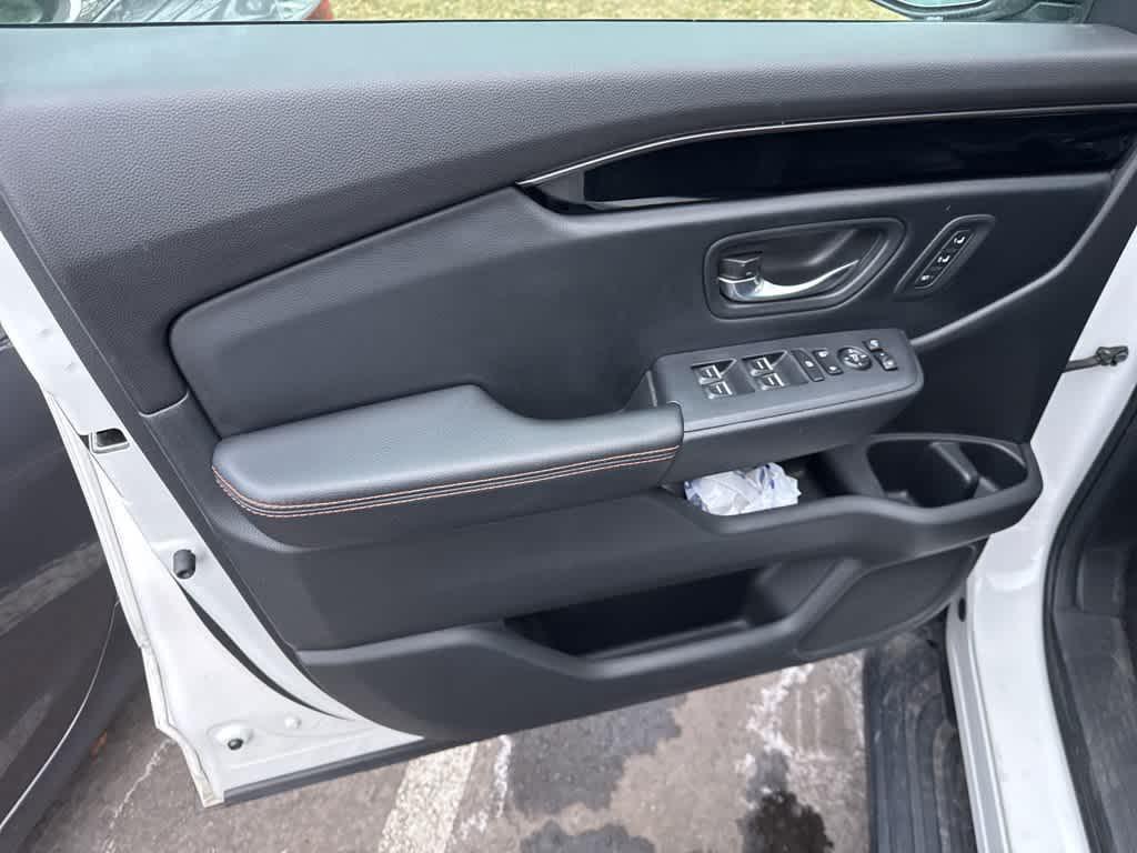 used 2023 Honda Pilot car, priced at $38,189