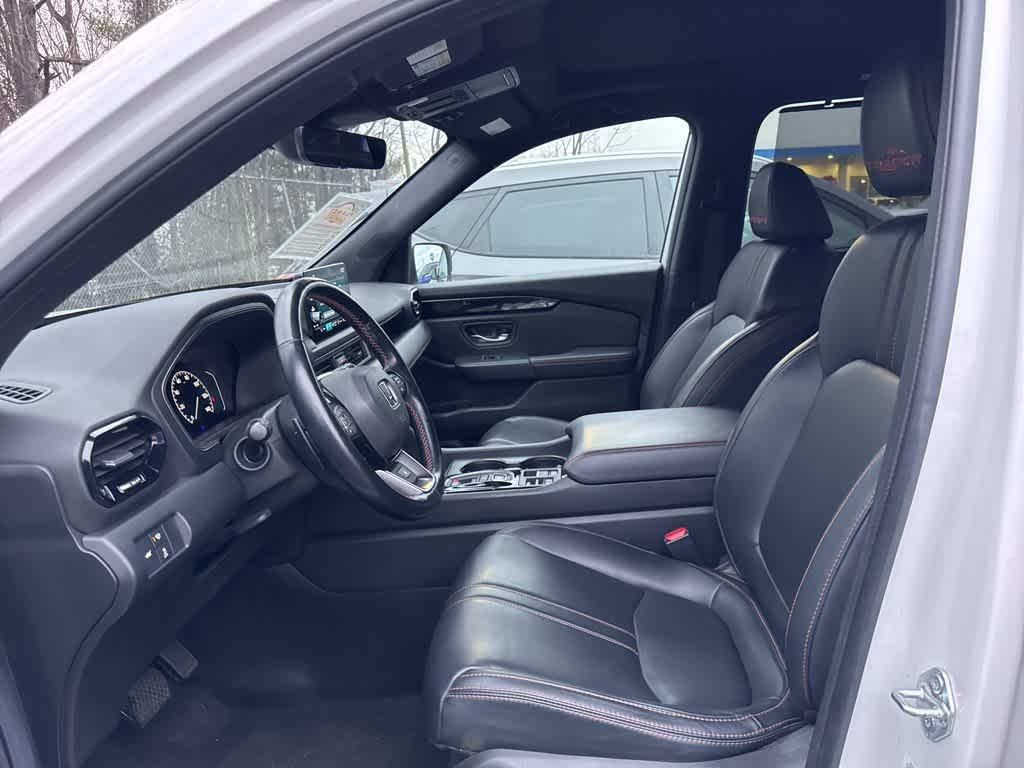 used 2023 Honda Pilot car, priced at $38,189