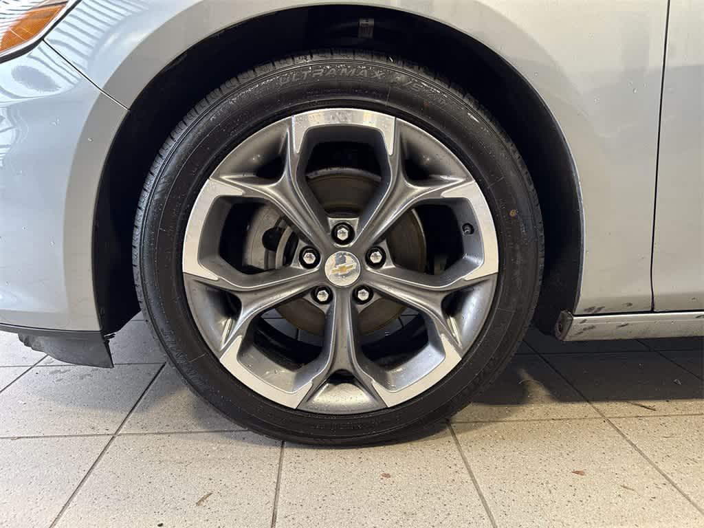 used 2024 Chevrolet Malibu car, priced at $16,490