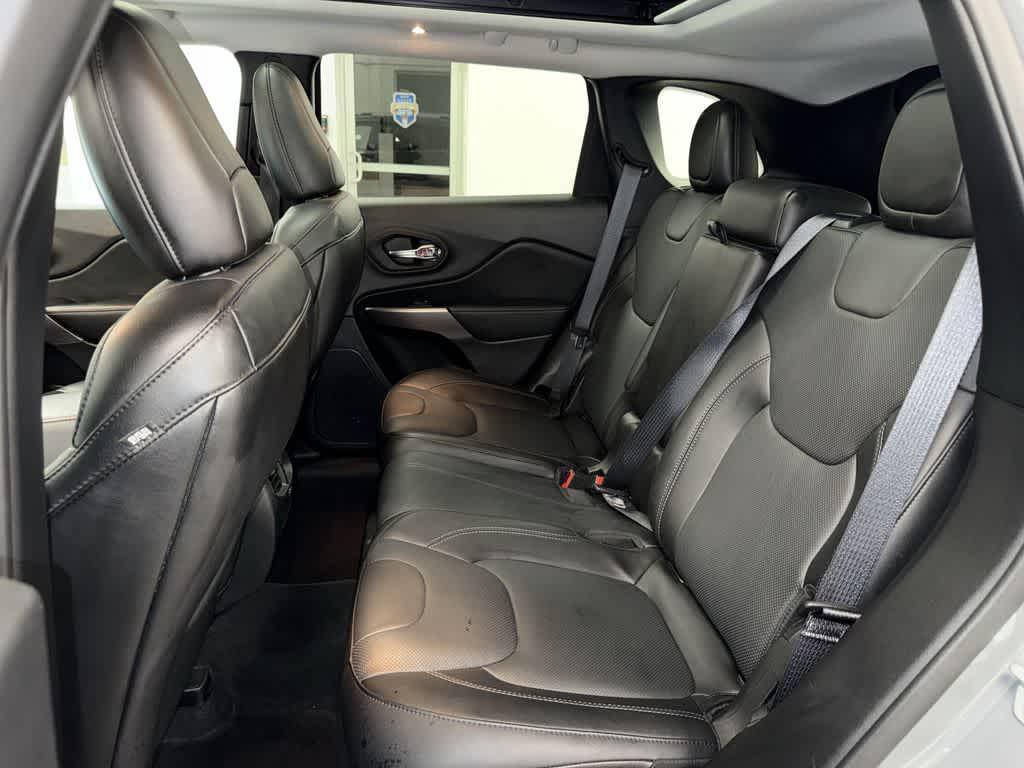 used 2021 Jeep Cherokee car, priced at $22,275