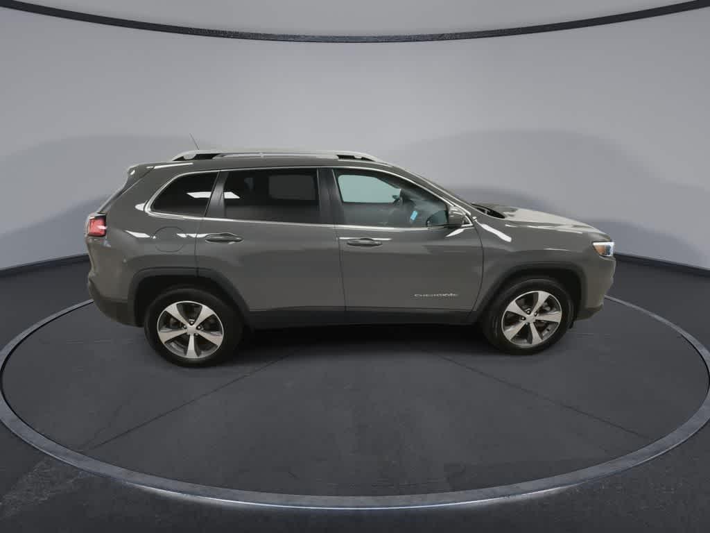 used 2021 Jeep Cherokee car, priced at $22,275