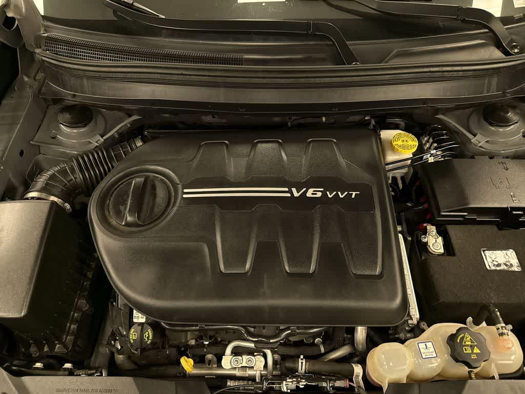 used 2021 Jeep Cherokee car, priced at $22,275