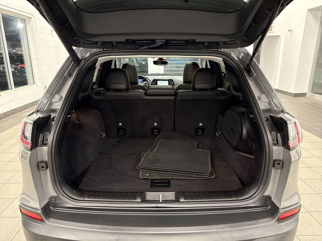 used 2021 Jeep Cherokee car, priced at $22,275