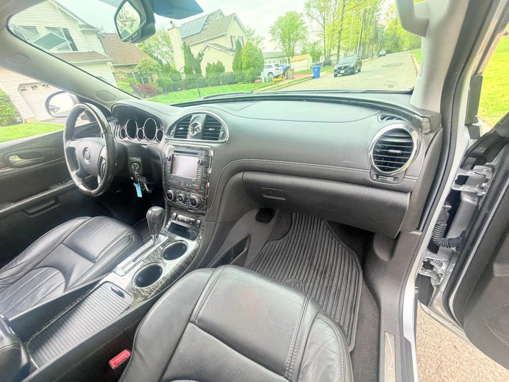 used 2014 Buick Enclave car, priced at $5,999
