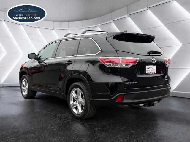 used 2014 Toyota Highlander car, priced at $17,988