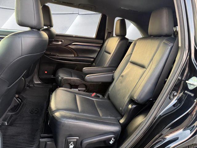 used 2014 Toyota Highlander car, priced at $17,988