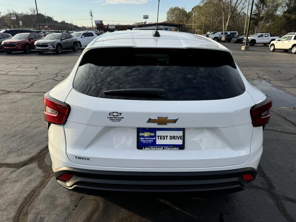 new 2026 Chevrolet Trax car, priced at $22,990