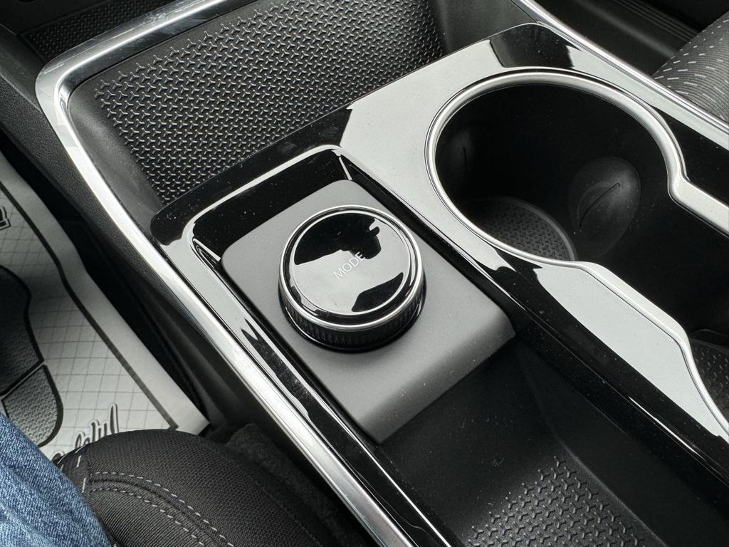 new 2026 Chevrolet Equinox car, priced at $29,235