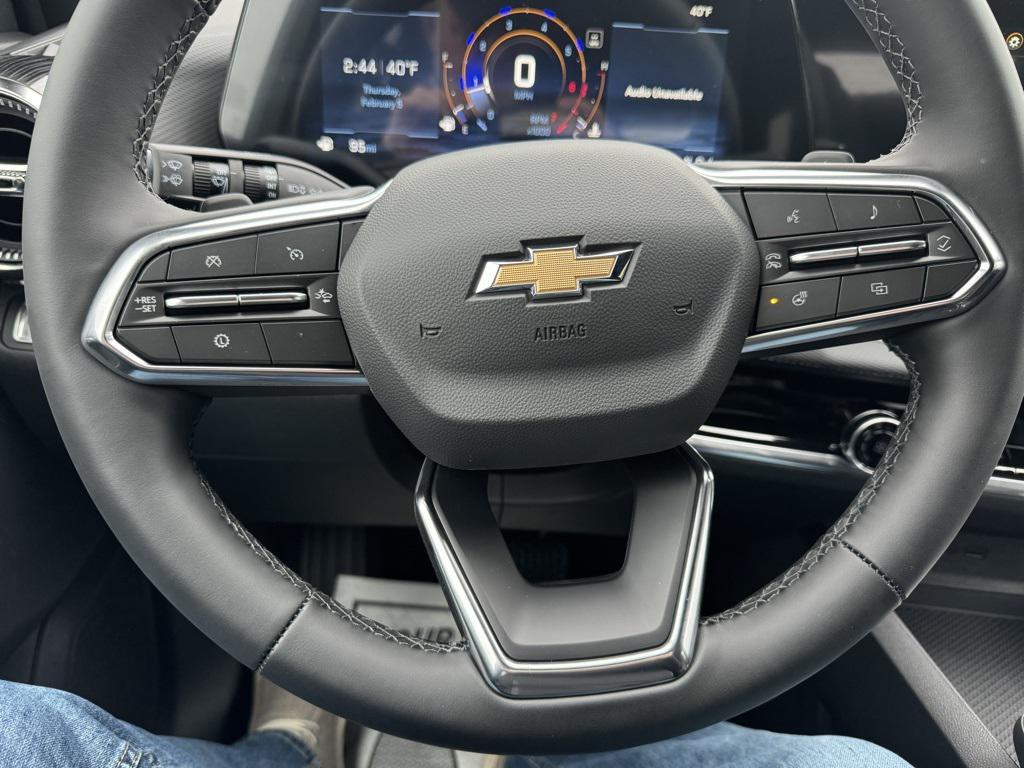 new 2026 Chevrolet Equinox car, priced at $29,235