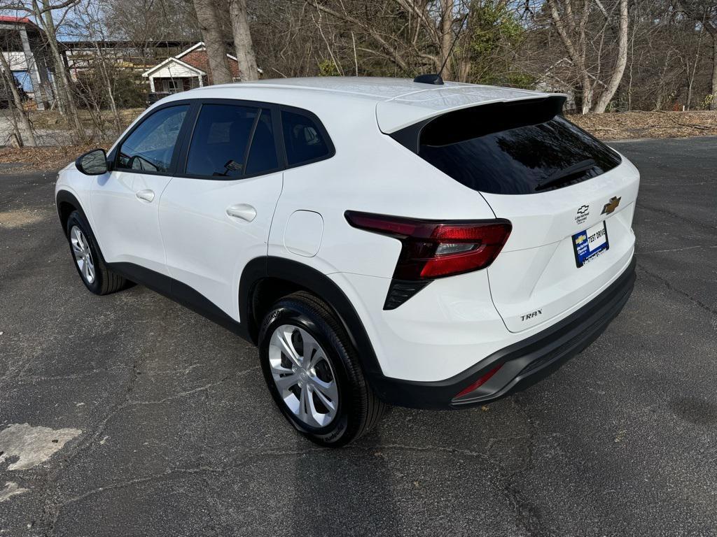 used 2025 Chevrolet Trax car, priced at $21,476