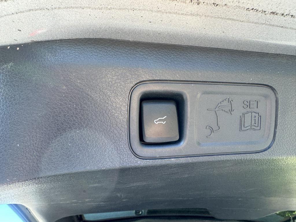 used 2023 Ford Expedition car, priced at $38,888