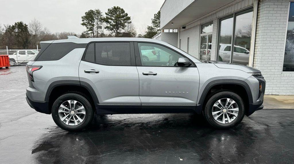 new 2026 Chevrolet Equinox car, priced at $31,885