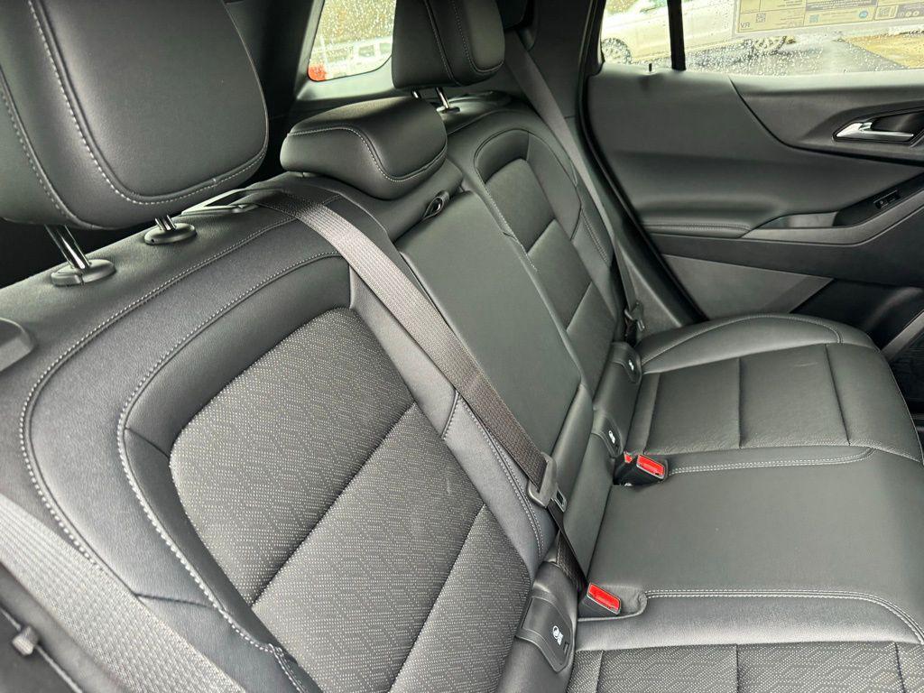 new 2026 Chevrolet Equinox car, priced at $31,885